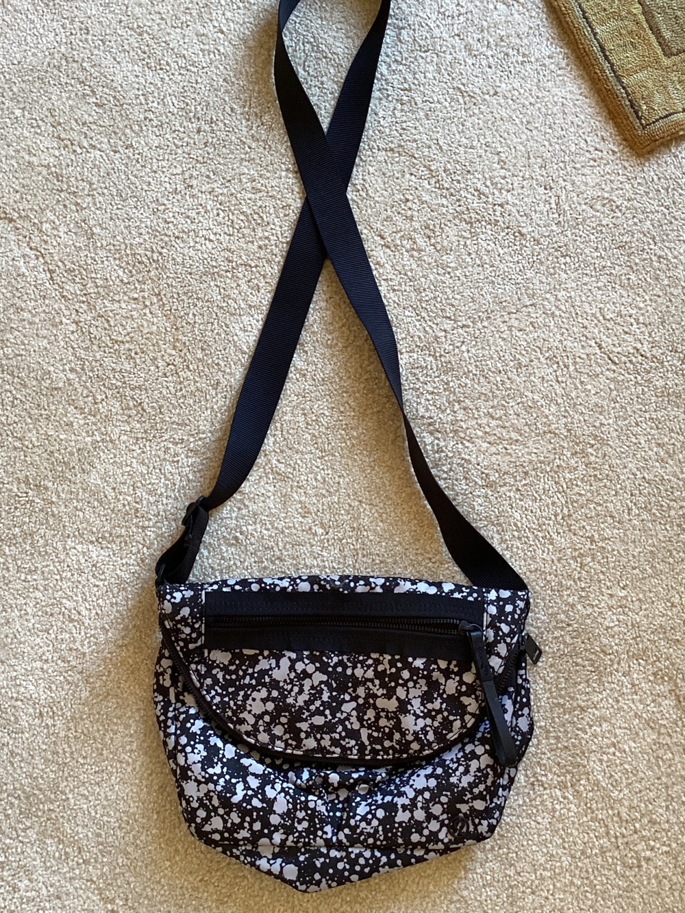 Lululemon bag